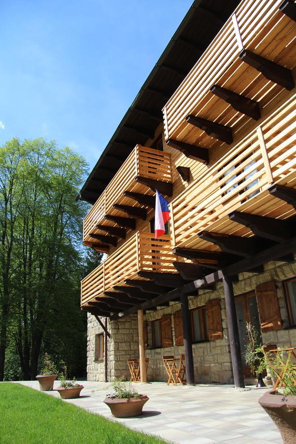 Dum Bratri Capku Hotel Budislav  Exterior photo